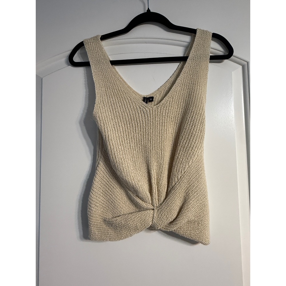 Moon & Madison Knit Tank Top XS IvoryTwist Front V-Neck Boucle Boho Beachy Chic